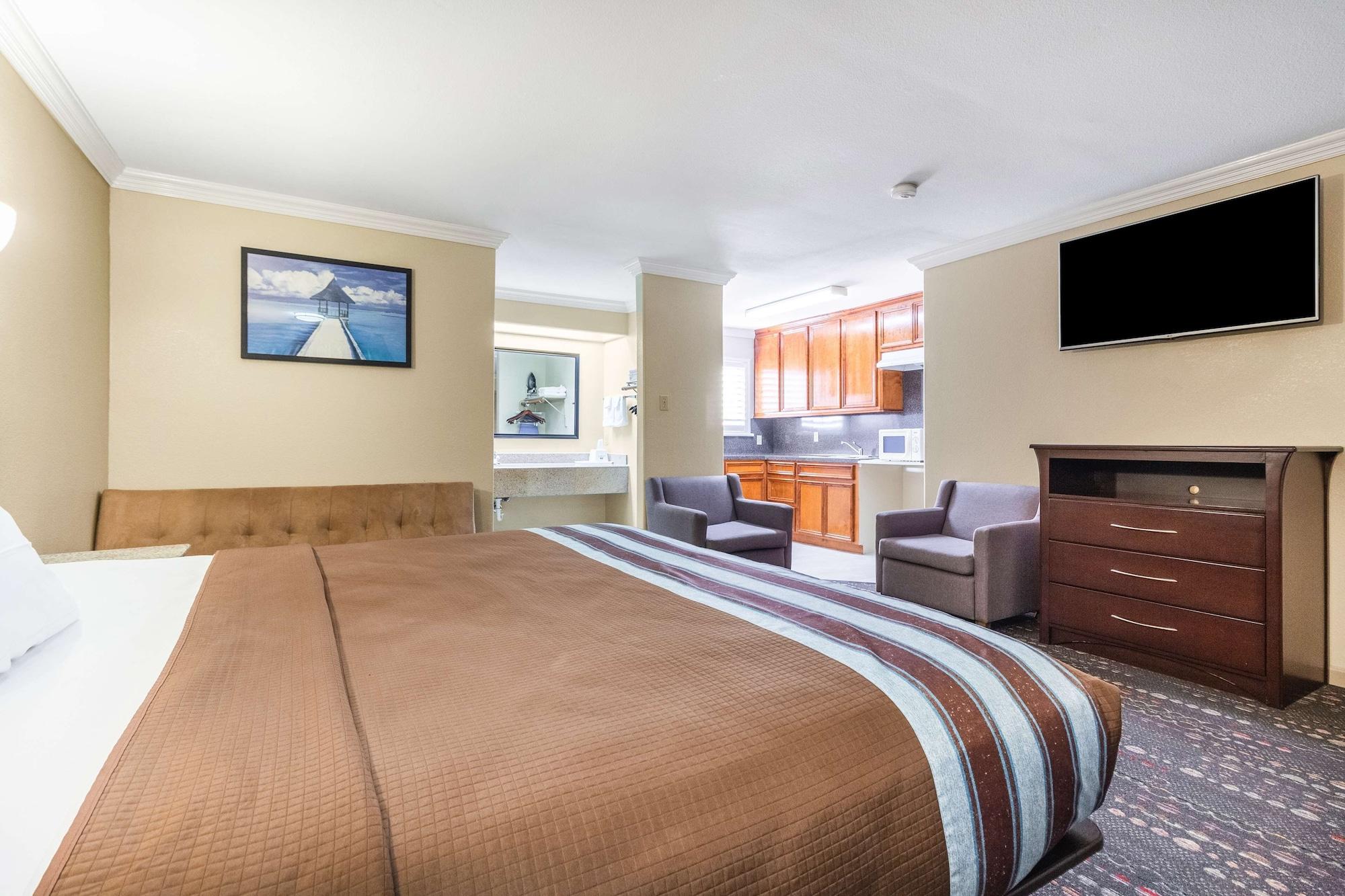 Americas Best Value Inn Houston Heights At I-45 Εξωτερικό φωτογραφία