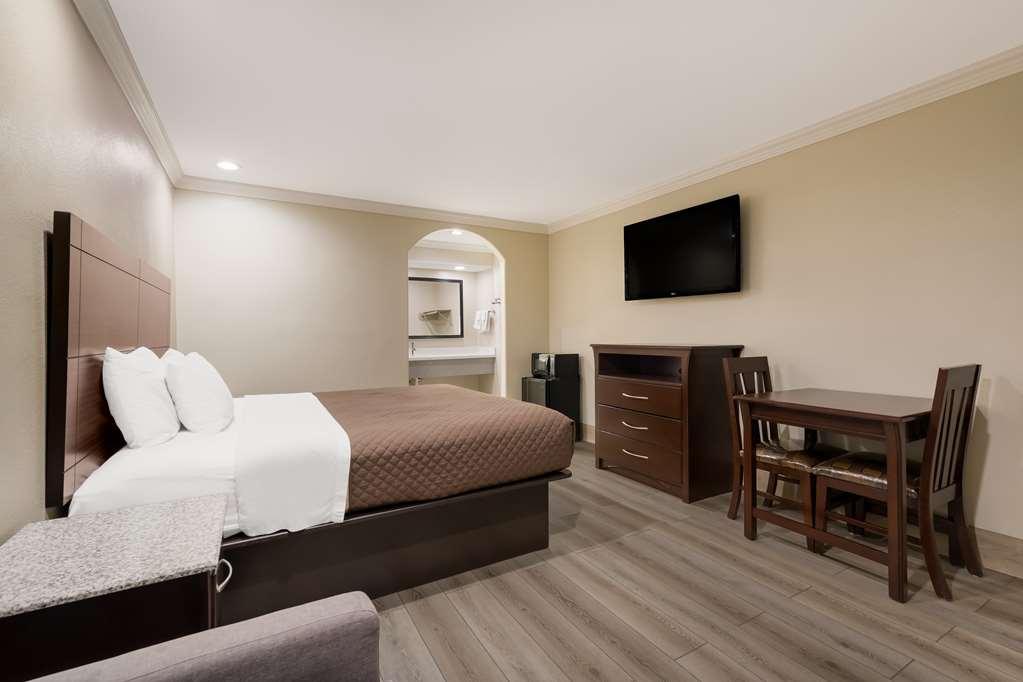 Americas Best Value Inn Houston Heights At I-45 Δωμάτιο φωτογραφία