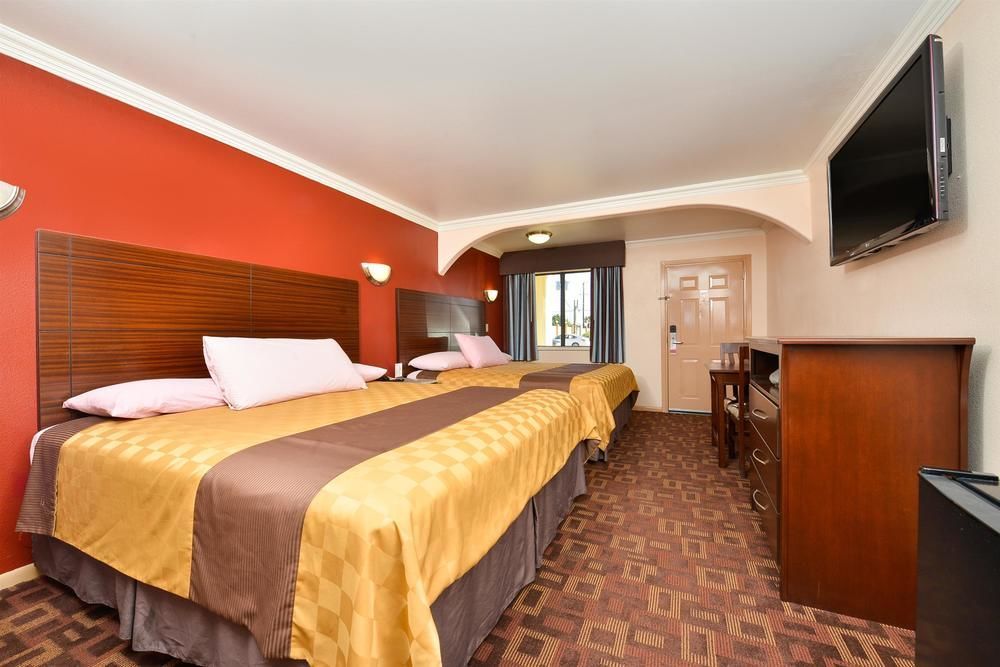 Americas Best Value Inn Houston Heights At I-45 Εξωτερικό φωτογραφία